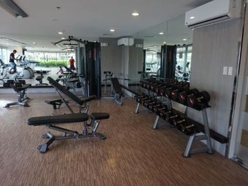 A0358 - Semi-Furnished 1BR For Sale in Park West