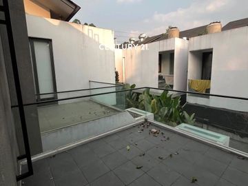 Rumah Modern Tropis Di Depok Dl 18941