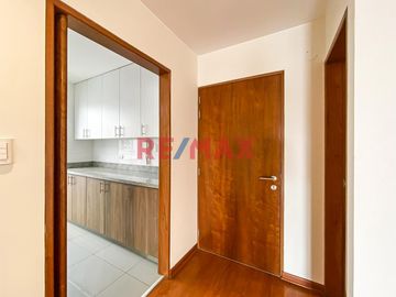 🏡 Departamento En Venta – Chacarilla Del Estanque, Surco -  $198,000