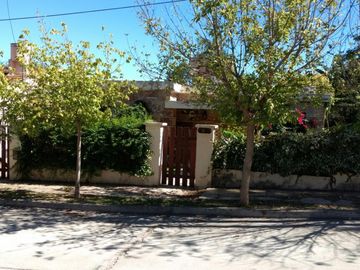 Excelente Propiedad Villa Allende Parque