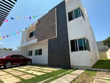 VENTA CASA EN ESQUINA EN DZITYA AL NORTE DE MERIDA, YUCATAN