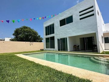 VENTA CASA EN ESQUINA EN DZITYA AL NORTE DE MERIDA, YUCATAN