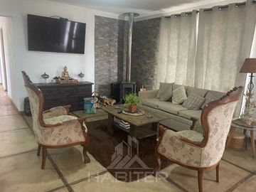 Casa en venta de 4 dorm. en Teno(37606)