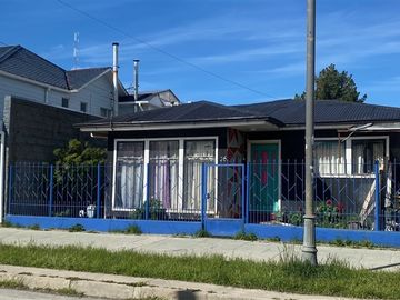 Casa en venta de 660 m2 de terreno, 2 dorm. en Natales