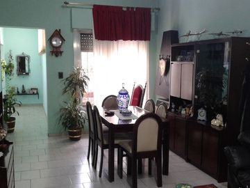 Casa en venta en Lanus Oeste