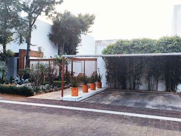 CASA EN VENTA EN VILLAS LOMAS DEL PARAISO, MORELIA