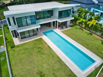 Luxury Laguna Home for Sale in Choeng Thale, Phuket
