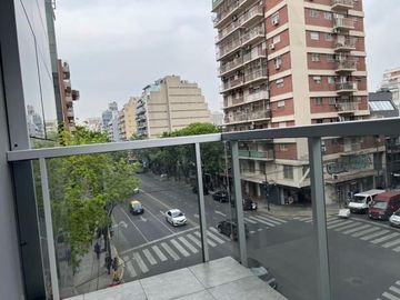 Palermo - Deparatmento 3 ambientes c/balcon, full amenities. COCHERA. La mejor zona