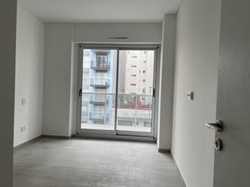 Palermo - Deparatmento 3 ambientes c/balcon, full amenities. COCHERA. La mejor zona
