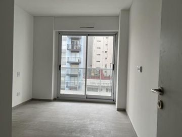 Palermo - Deparatmento 3 ambientes c/balcon, full amenities. COCHERA. La mejor zona
