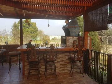 Casa en parcela en venta 5D/5B Autopista Sol peaje El Monte