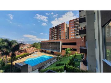 Apartamento Amoblado en Renta a 3 minutos del Centro Comercial Arkadia