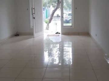 DIJUAL RUMAH TERAWAT SIAP HUNI DI DELATINOS BSD
