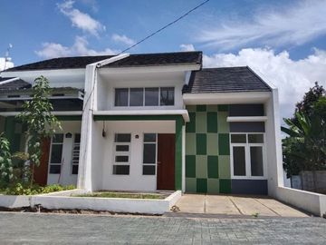 Dijual Rumah 300 Jutaan di Ngamprah Padalarang dekat Tol