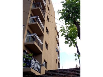 Depto. 2 amb a estrenar en Chauvin. Piso alto