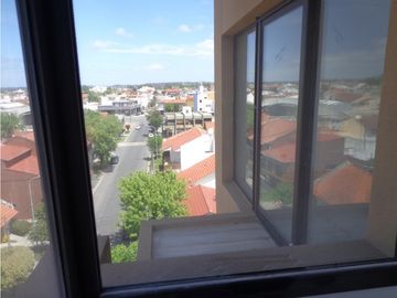 Depto. 2 amb a estrenar en Chauvin. Piso alto