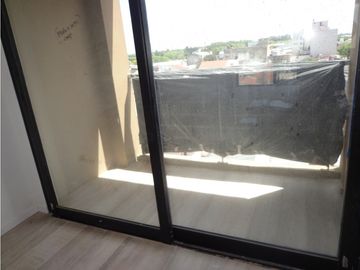 Depto. 2 amb a estrenar en Chauvin. Piso alto