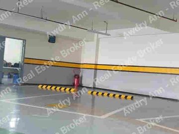 68 sqm Fully Finished Office Space in Alabang