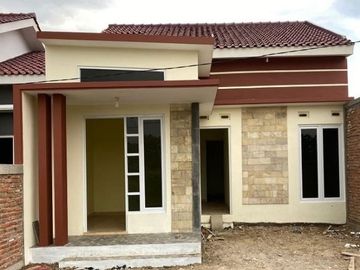 Dijual Rumah Baru 2 Kamar Tidur Type 45 SHM di Kudus