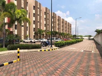 Departamento de venta en La Romareda, planta baja, ave Narcisa de Jesús.