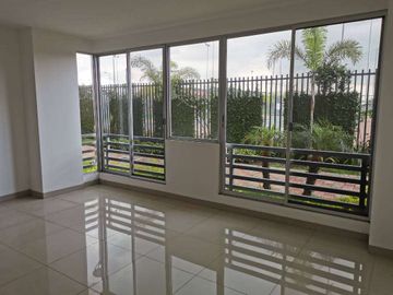Departamento de venta en La Romareda, planta baja, ave Narcisa de Jesús.