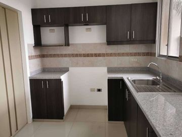 Departamento de venta en La Romareda, planta baja, ave Narcisa de Jesús.