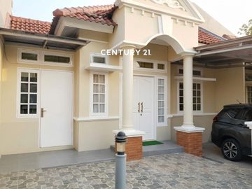 Rumah Area Strategis Di Graha Raya Bebas Banjir Ai 19061