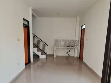 Rumah Minimalis 2 lantai di Marga asri Dekat TOL BuahBatu