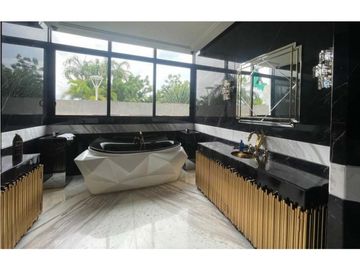 APARTAMENTO OCEAN REEF PUNTA PACIFICA 1060M2