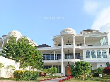 Dijual Villa Di Dekat Taman Wisata Safari