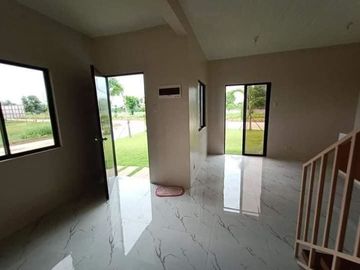 3BR AFFORDABLE SINGLE ATTACHED HOUSE AND LOT FOR SALE