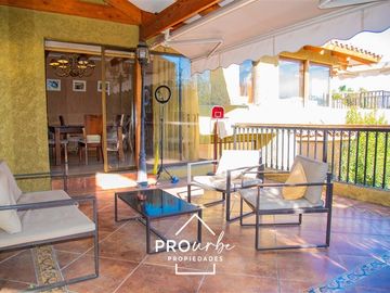 Casa en venta de 4 dorm. en Las Condes