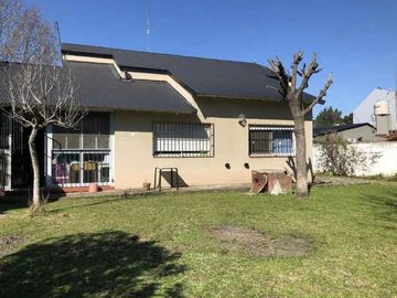 Chalet en venta en Ituzaingo Sur