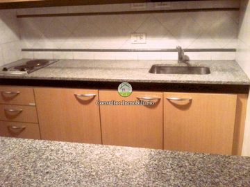 Espléndido Departamento de 2 Ambientes al Frente en Recoleta