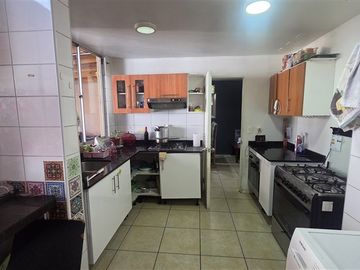 AMPLIA CASA SECTOR PORTAL DEL VALLE, IDEAL FAMILIAS GRANDES
