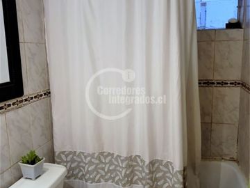 Casa en venta de 4 dorm. en La Florida