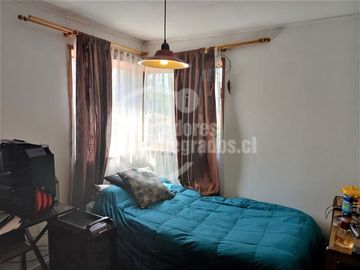 Casa en venta de 4 dorm. en La Florida