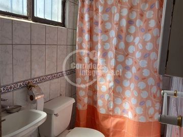 Casa en venta de 4 dorm. en La Florida