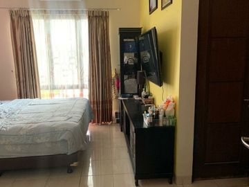 Rumah Cantik di Cluster Aralia Harapan Indah Bekasi