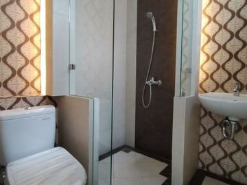 Town House di Pasar Minggu dengan Taman & Semi Furnished HSE-A0402