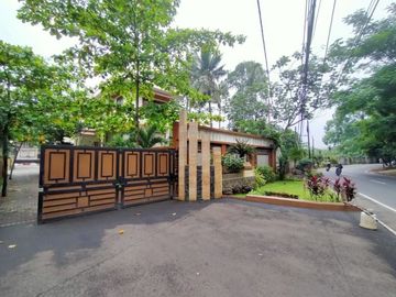 Town House di Pasar Minggu dengan Taman & Semi Furnished HSE-A0402