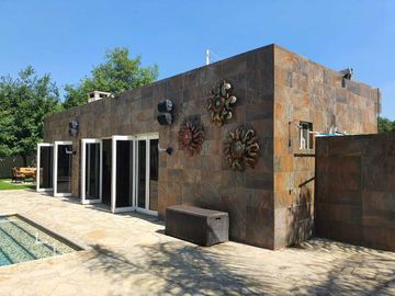 VENTA DE QUINTA AMUEBLADA  MIL ENCINOS MONTEMORELOS NL CARRETERA NACIONAL