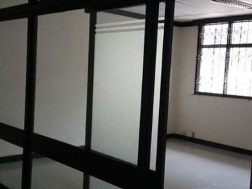 Rukan Siap Pakai di Jalan Wijaya Kebayoran Baru Jakarta Selatan