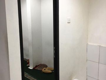 RUKO / KANTOR SIAP PAKAI - RUKAN GANDENG PERMATA SENAYAN T/B. 150/600