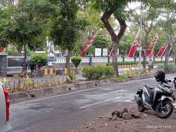 Dijual Rumah Strategis Lokasi di Jl. Gubeng Masjid, Surabaya