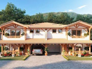 Vendo Linda casa 3 dorm, amplio jardín 182m2, estilo rústico, Tumbaco,Santa Rosa