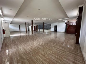 Gedung Warisan Budaya 2 Lantai Lokasi Di Kota Tua Jakarta Barat