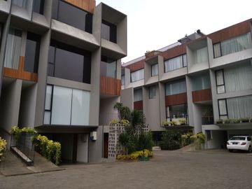 House For Rent at Kemang, South Jakarta