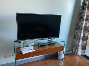 1BR for rent in One Rockwell East Tower one bedroom Rockwell Makati