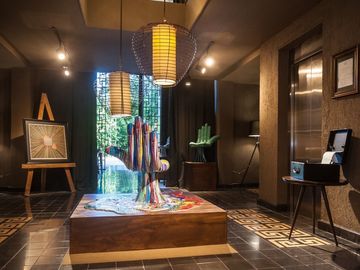Penthouse 3 recamaras con alberca privada, edificio avant garde con diseño y dec
